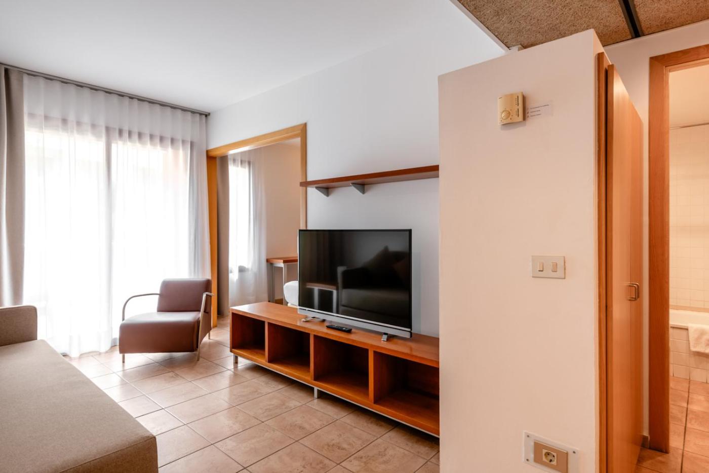 Nm Suites By Escampa Hotels Платжа-д'Ару Екстер'єр фото